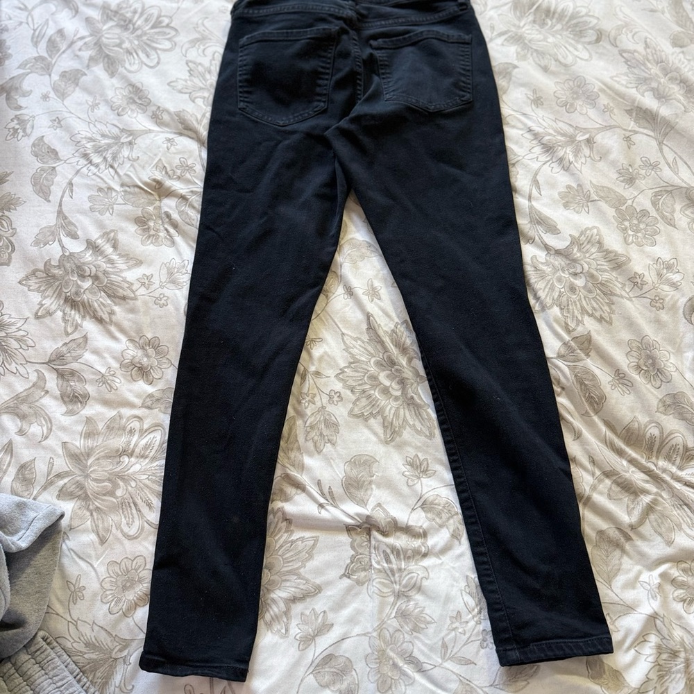 Express Black Women’s Skinny Jeans